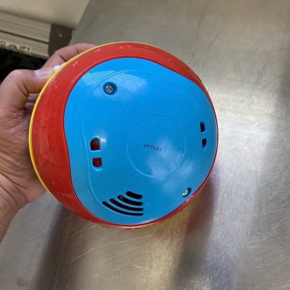 VTech Wiggle and Crawl Ball Toy - 80184900 - Picture 6 of 6